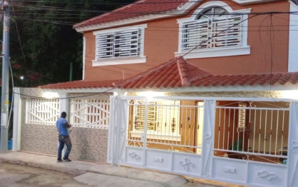 ¡La Casa de Tus Sueños Te Espera! Espaciosa, Moderna y al Mejor Precio ??